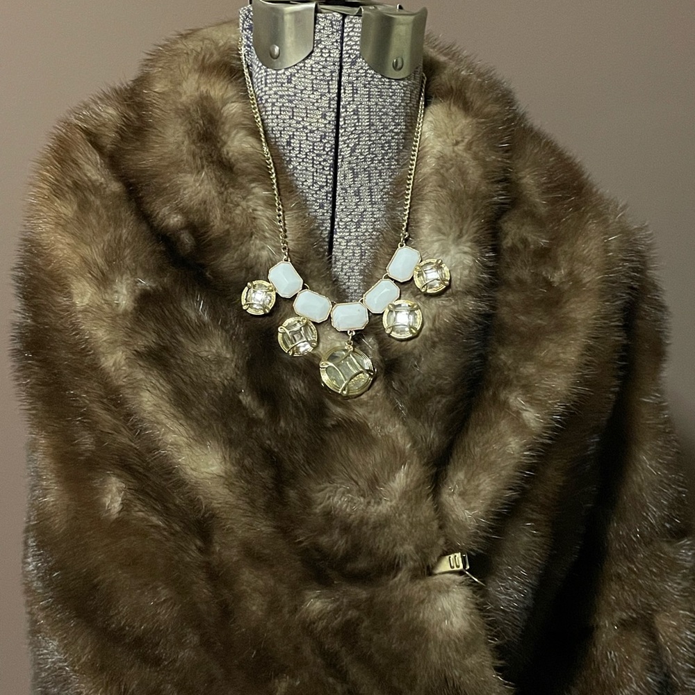 Necklace - Picture 2 of 2